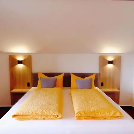 Berghaus Sieben 招待所 3*