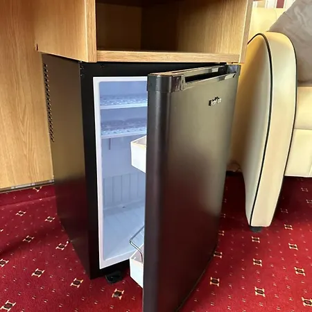 Berghaus Sieben 3* باد لاسفه