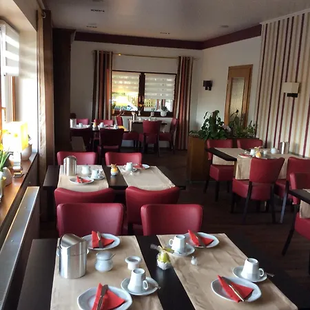 Berghaus Sieben 3* باد لاسفه